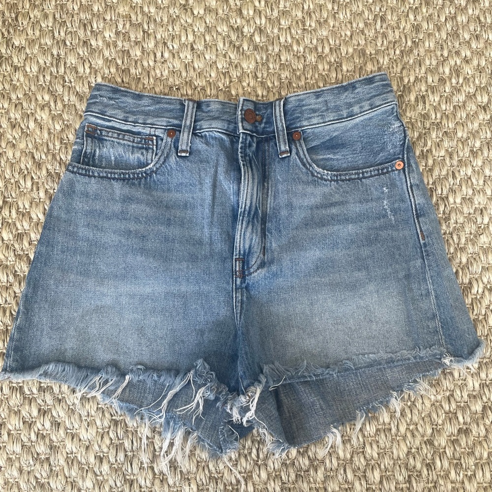 Madewell Curvy Perfect Vintage Short Size 27